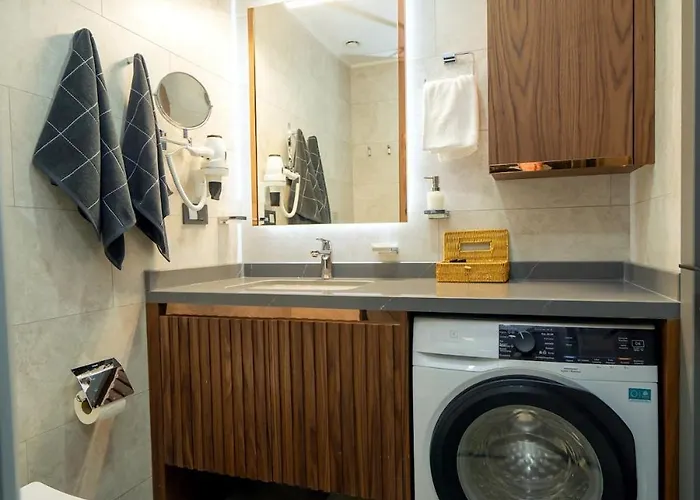 Touch The Sky At Nordic Sky Modern Daire