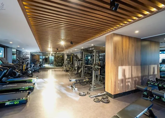 Touch The Sky At Nordic Sky Modern * 阿拉尼亚